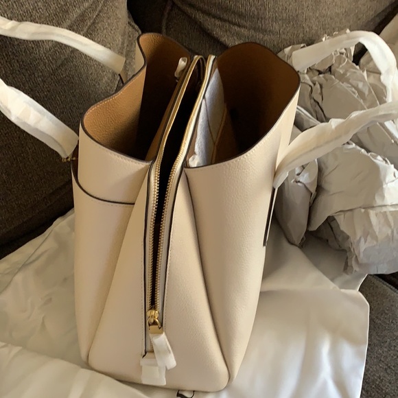 Authentic COACH 1941 Pebbled leather 3 compartments turnlock carryall/tote/Crosb - Picture 5 of 12